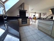 Maison 145 m2, 4 chambres, terrain de 1998m2