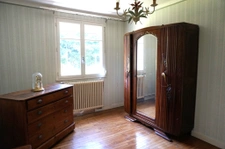 Grande maison familiale à PABU avec vaste terrain arboré