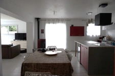 Contemporaine de plain pied 105m2, 3 chambres, terrain de  6