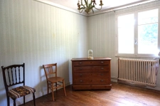 Grande maison familiale à PABU avec vaste terrain arboré