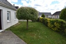 Maison familiale 4 chambres avec jardin, Bouessay