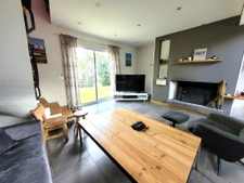 Maison 4 chambres + un bureau avec piscine