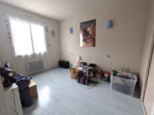 Maison 167m2, 6 chambres, à la sortie de Grandchamp directio