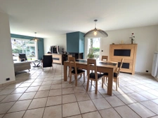 Maison 167m2, 6 chambres, à la sortie de Grandchamp directio