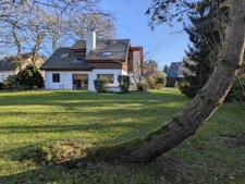 Belle maison, grande pièce de vie, 5 chambres.