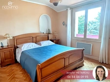Sur superbe parcelle arborée, maison 3 chambres + bureau ave