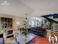 Belle bâtisse rénovée en pierre avec piscine et studio indép