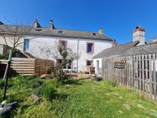 Maison de BOURG de 159 m2 - 3/4 Chambres + 1 studio