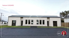 LOCAL PROFESSIONNEL NEUF de 151 m2 divisible en 2 cellules.