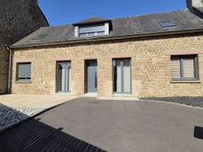 Maison 4 chambres cour et garage centre bourg