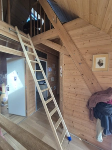 Maison en pierres rénovée 3 chambres 1 bureau terrain 540m2