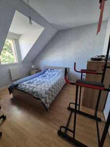 Maison 4 chambres garage, jardin, terrain clos