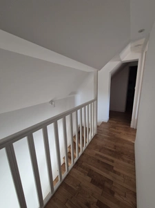 Maison 4 chambres cour et garage centre bourg