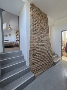  Maison en pierres rénovée 4 chambres et un bureau sur un te