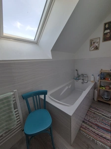  Maison en pierres rénovée 4 chambres et un bureau sur un te