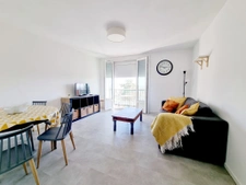 4  PIECES 70 m2 DERNIER ETAGE AVEC PLACE DE PARKING 