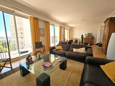 Appartement T6 dans Résidence de standing 