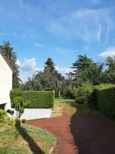 plain pied de 2 chambres et 1 bureau