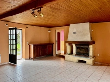 Maison à rénover avec activité équestre possible 2 chambres 