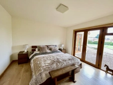 MAISON DE CHARME 4 CHAMBRES, GRAND TERRAIN ET BOIS ET 5400M2