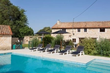 maison de maitre et 5 gites -  27 places - 460m2 et 2700m2 j