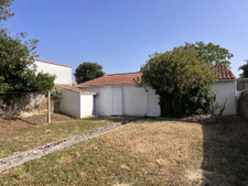 Maison de charme au coeur de Bouin, 2 chambres et double gar