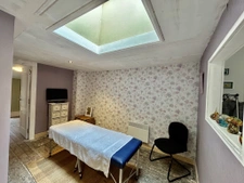 Maison de 6 chambres, salon, cuisine, coeur de ville de Civr