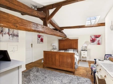 domaine d'habitation de 230m2, 5 chambres, piscine, dépendan