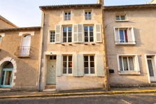 Maison de 6 chambres, salon, cuisine, coeur de ville de Civr