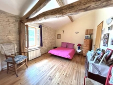 propriété comportant 2 maisons pour gite ou grande famille, 