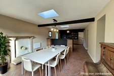 maison de maitre au calme de la campagne, piscine couverte, 