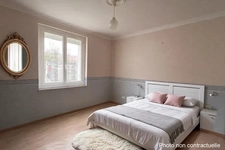 maison de plain-pied de 97m2 avec dépendances et jardin, 3 c