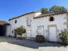 Maison familiale au calme proche des commerce