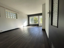 Maison inversée avec vue sur la Charente / Upside-down house