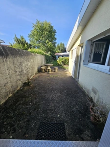 Nantes La Perverie. Maison à rénover de 76m2 avec un beau ja