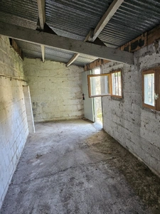 Nantes La Perverie. Maison à rénover de 76m2 avec un beau ja