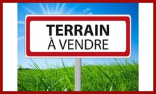 TERRAIN A 2 PAS DE LA MER
