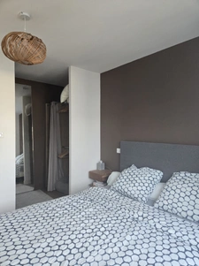 Beau T2 Hyper Centre avec grand garage