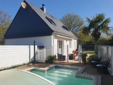 Maison 4 chambres et un bureau avec piscine