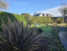 Maison 5 chambres et un bureau centre bourg