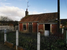  MAISON DE BOURG A RENOVER
