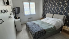 Au calme à La Suze-sur-Sarthe : maison récente avec 4 chambr