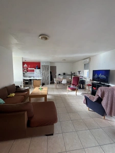 MAISON DE PLAIN PIED A LA SUZE SUR SARTHE