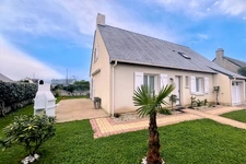 Maison familiale de 122m2 - 4chambres + bureau avec jardin