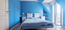 Maison d'architecte avec piscine sur les hauteurs