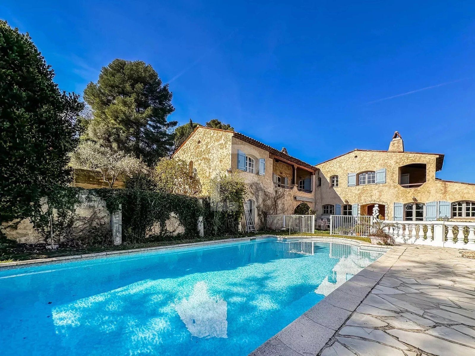 Maison A Renover Mougins