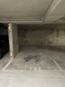 Parking / box  1 pièce(s) 2