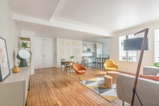 Paris 10e - Strasbourg Saint Denis 3