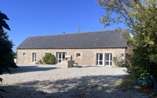 Belle longère en pierre Quimper Nord 