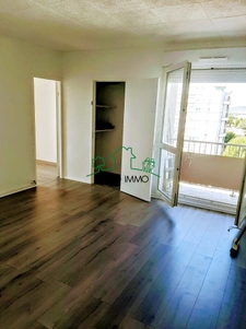 Montélimar   T4 lumineux de 70 m2 avec vue + ascenseur   Qua